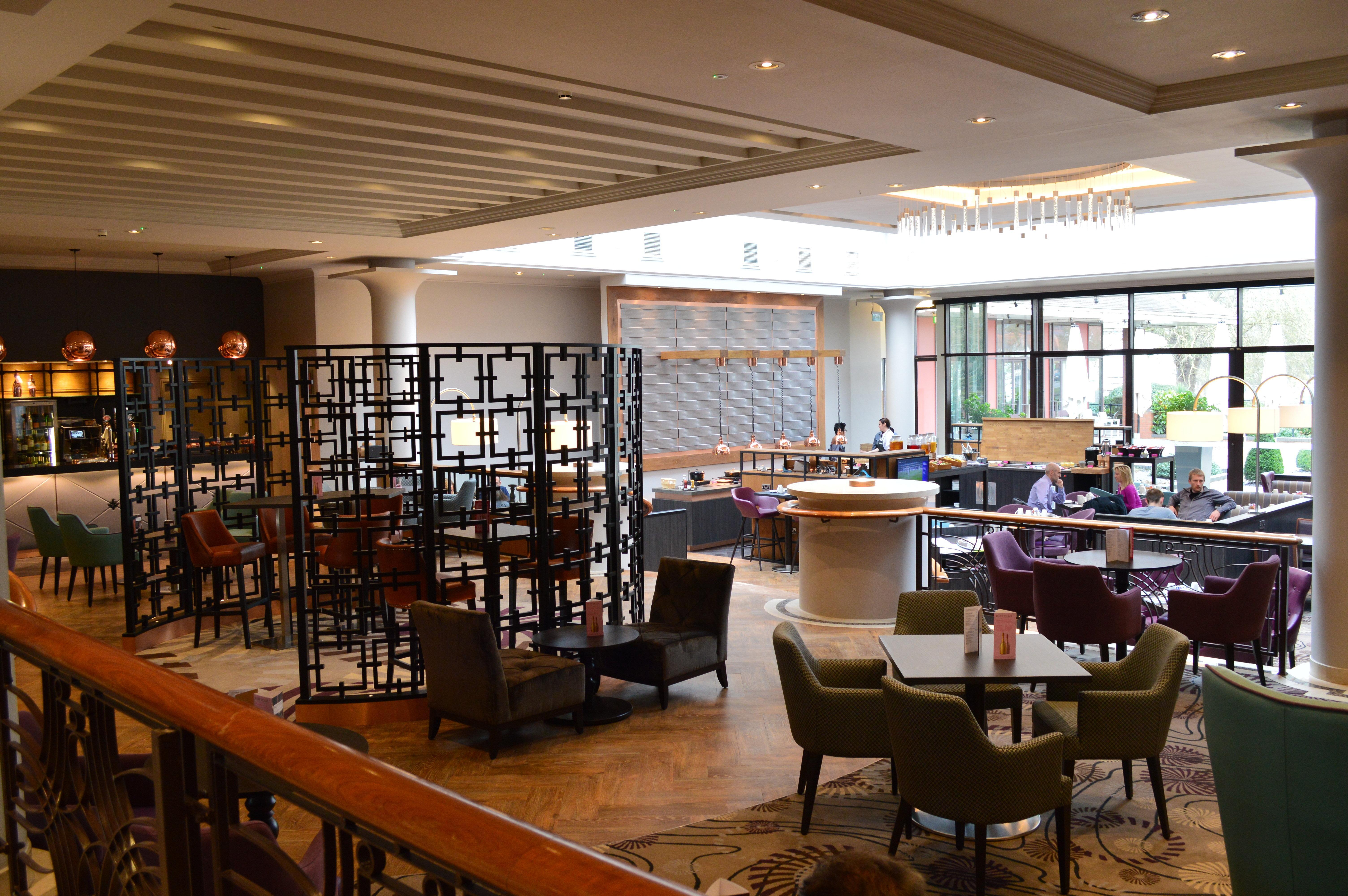 Отель Crowne Plaza Ридинг Экстерьер фото