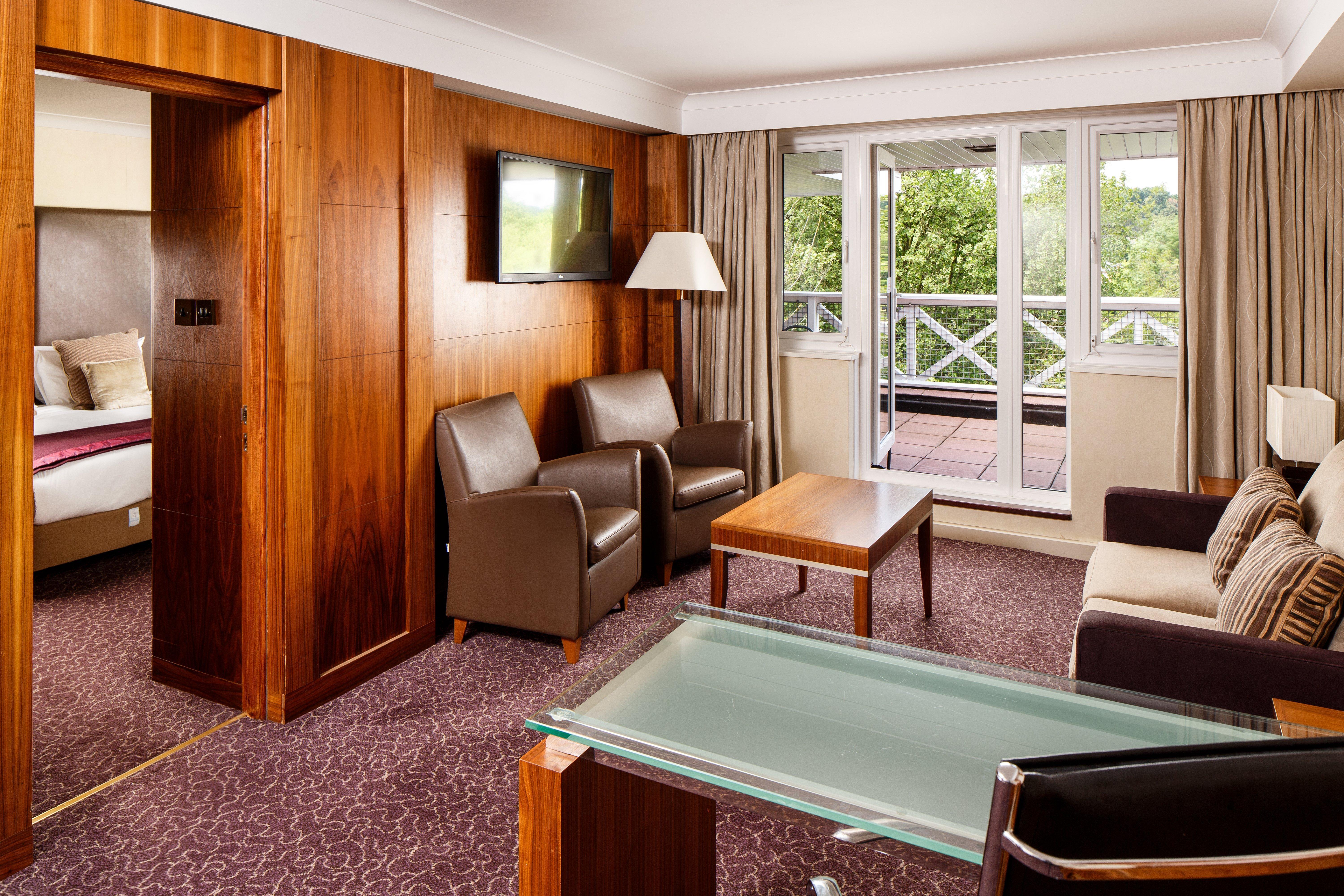 Отель Crowne Plaza Ридинг Экстерьер фото